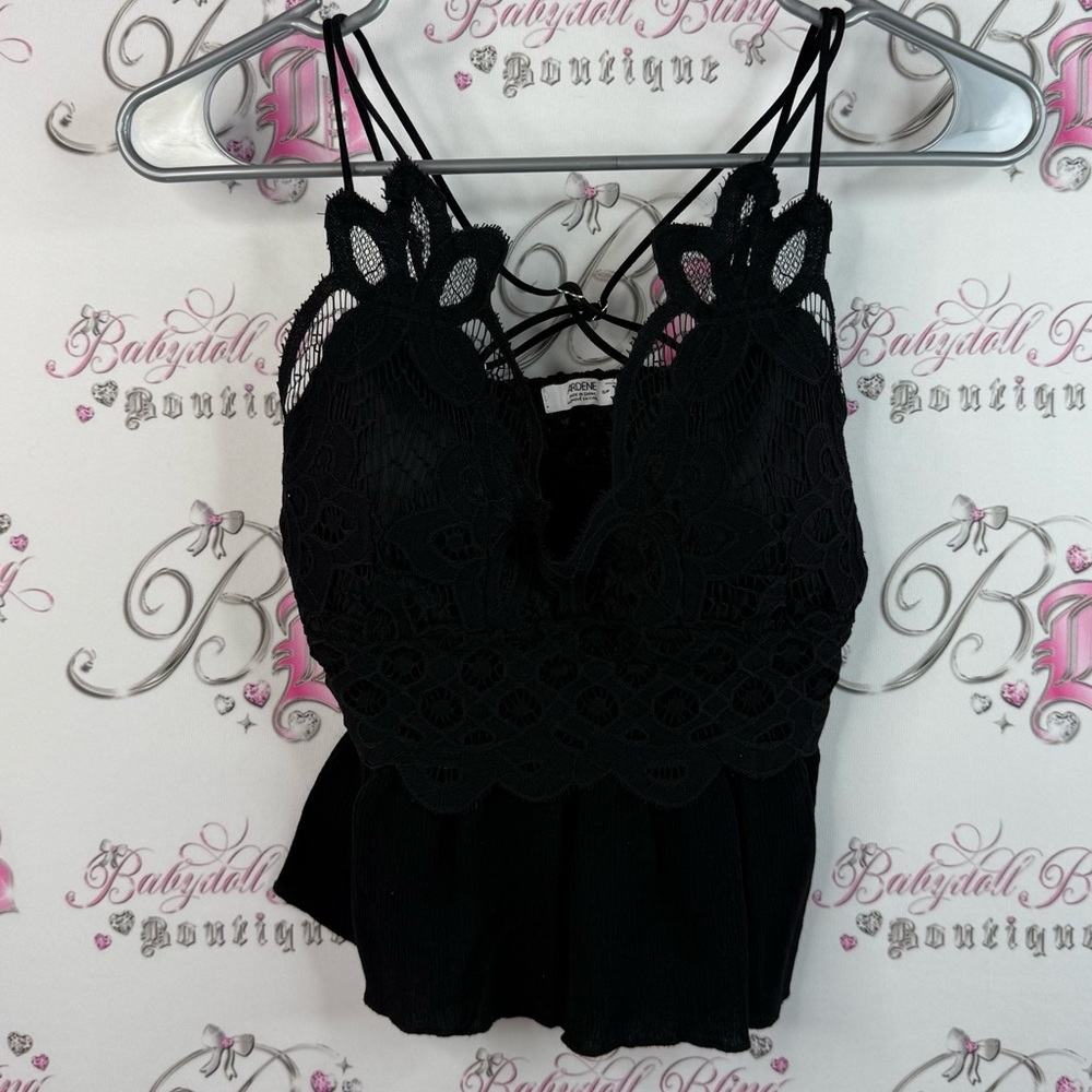 Ardene tank top cropped crochet lace floral detail Black Textured Lace Top